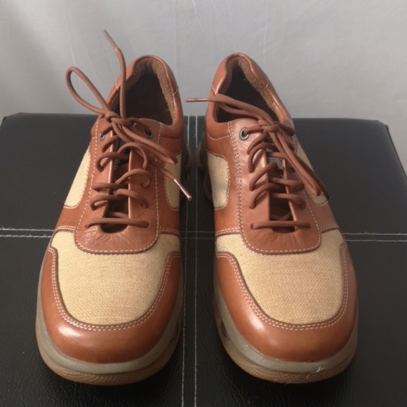 Men's Rockport Walking Shoe Size 9M Two-Tone Brown - Picture 3 of 9